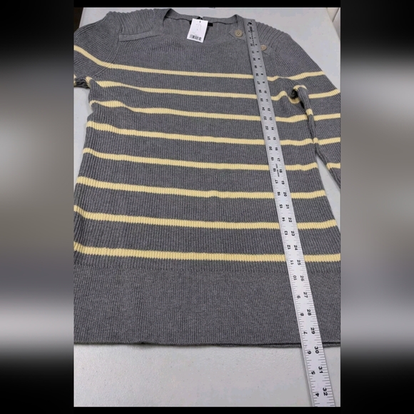 NWT Banana Republic Striped Pullover Sweater L Tunic Length Button Shoulder - Picture 5 of 9